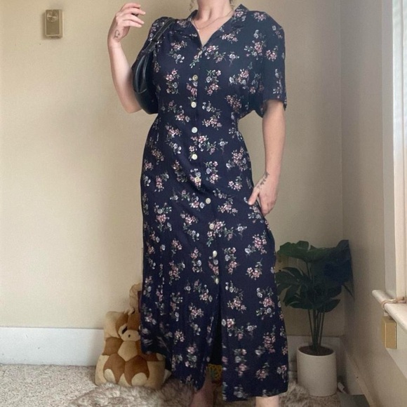 SOLD - Picture 5 of 8